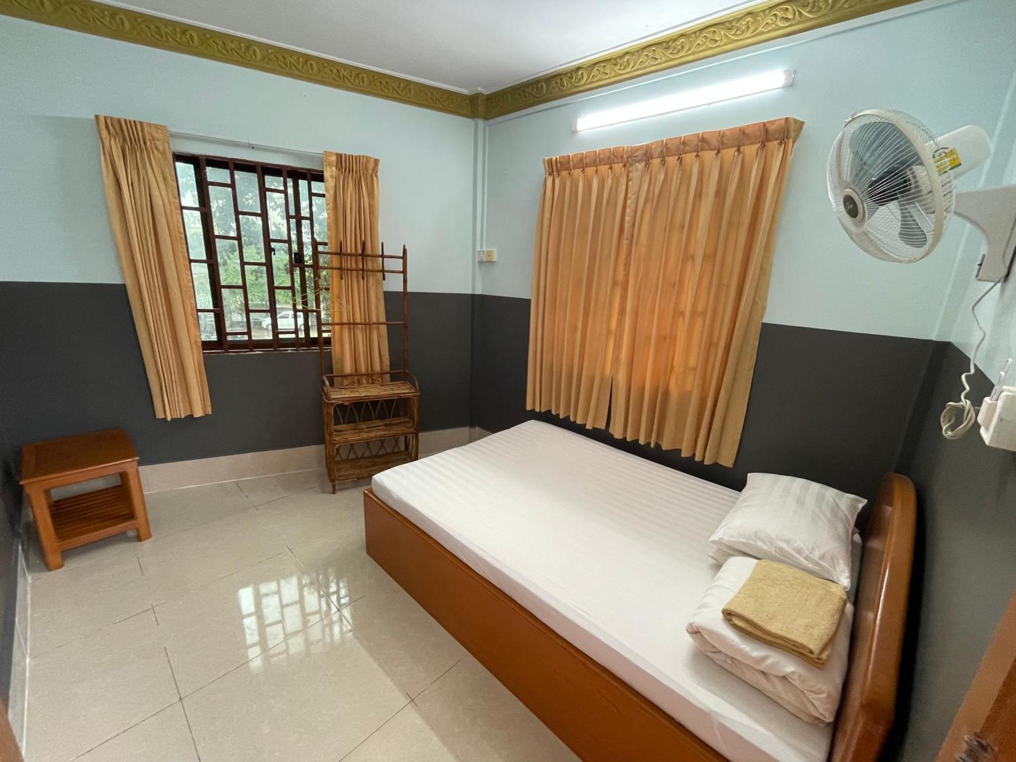 Apsara Guest House Kampot City ภายนอก รูปภาพ