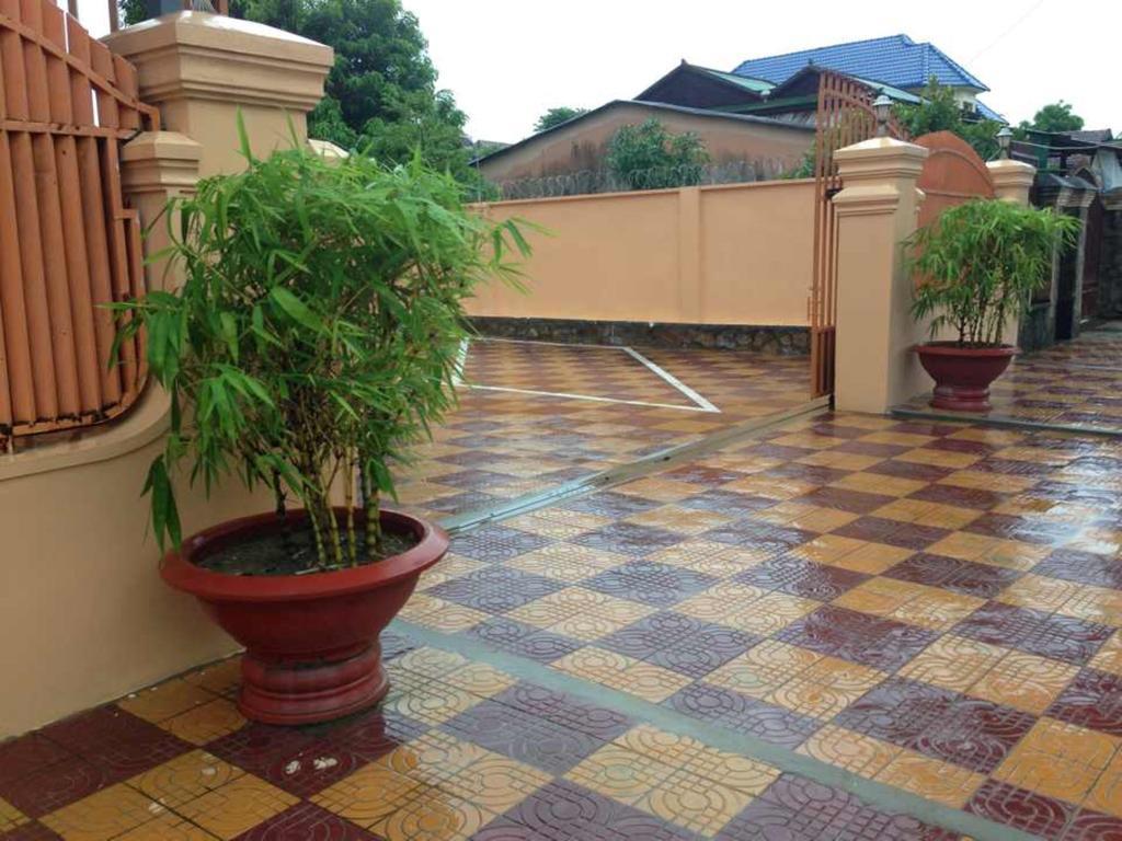 Apsara Guest House Kampot City ภายนอก รูปภาพ